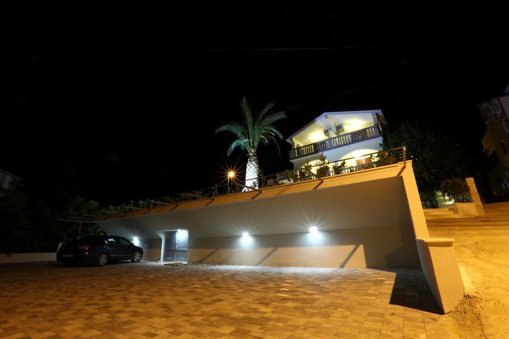 Apartments Bago Trogir Exterior foto